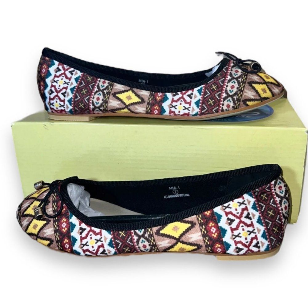 Chase &‎ Chloe Mia-1 "Multicolor" Women's 7